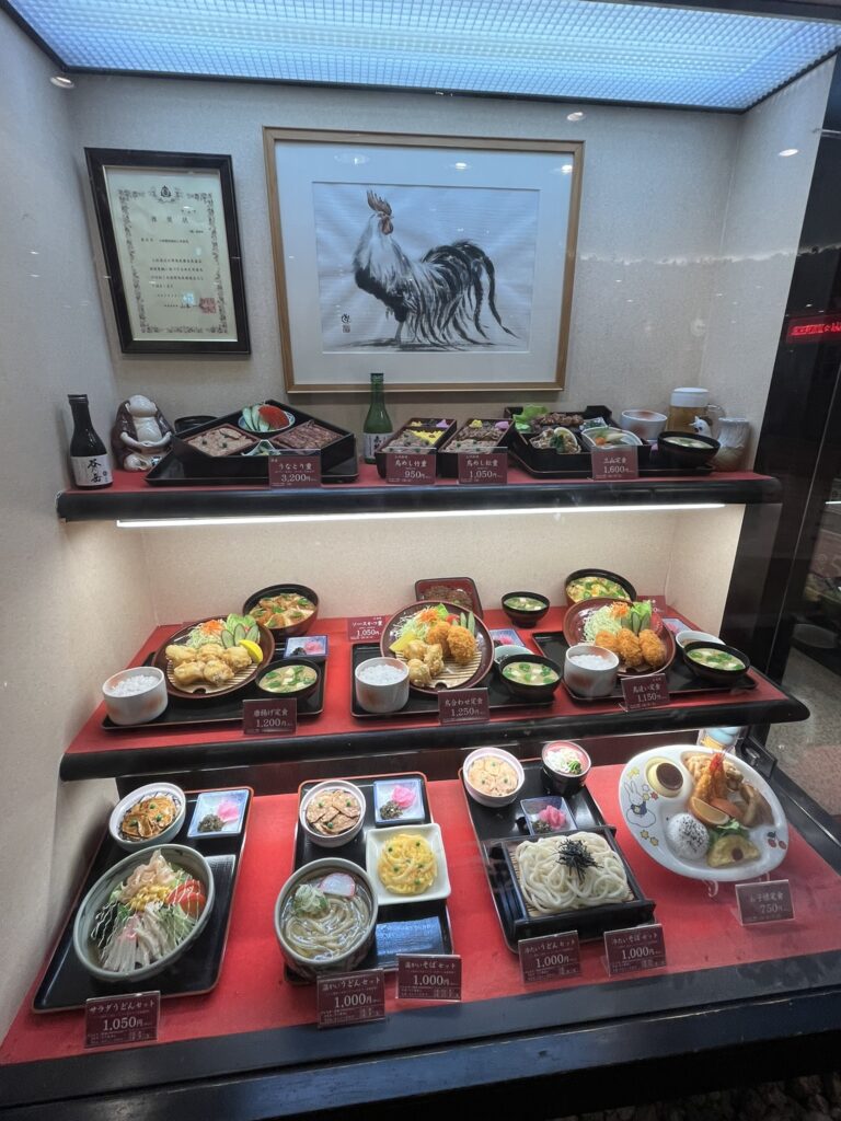 登利平 高崎モントレー店の定食や鳥めしの食品サンプル