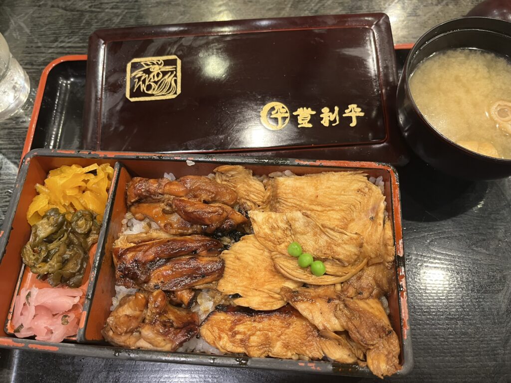 登利平 高崎モントレー店で食べた鳥めし松重